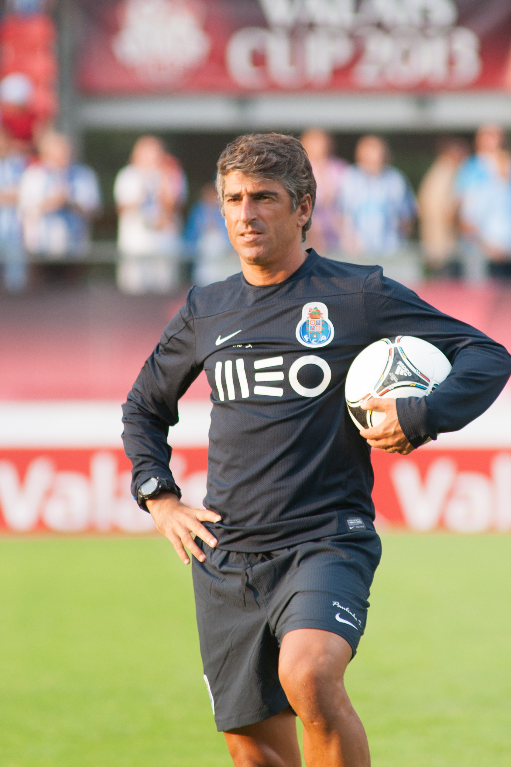 Imagem de referência de Paulinho Santos, descrito nos dados abertos como futebolista português