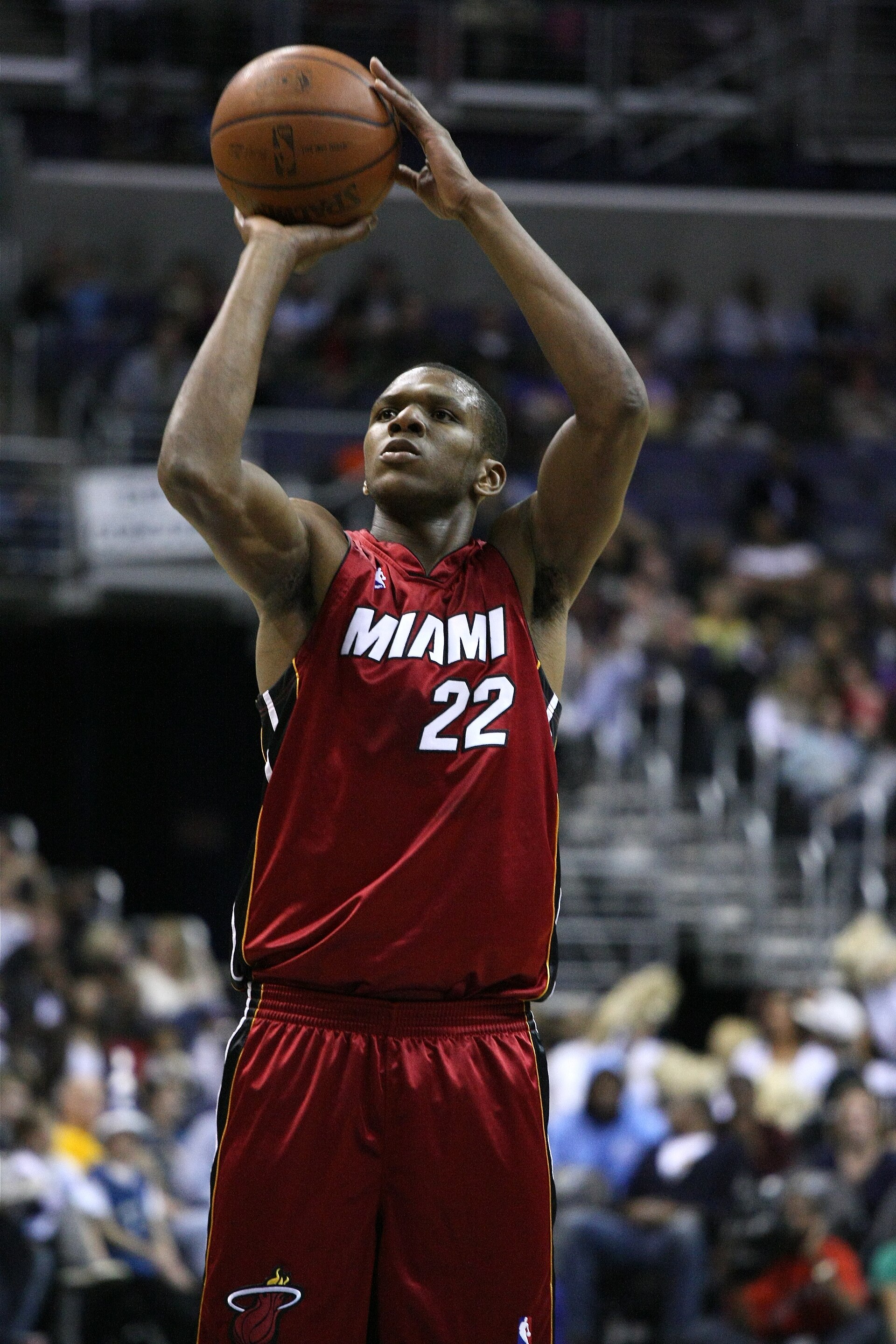 Imagem de referência de James Jones, descrito nos dados abertos como basquetebolista americano