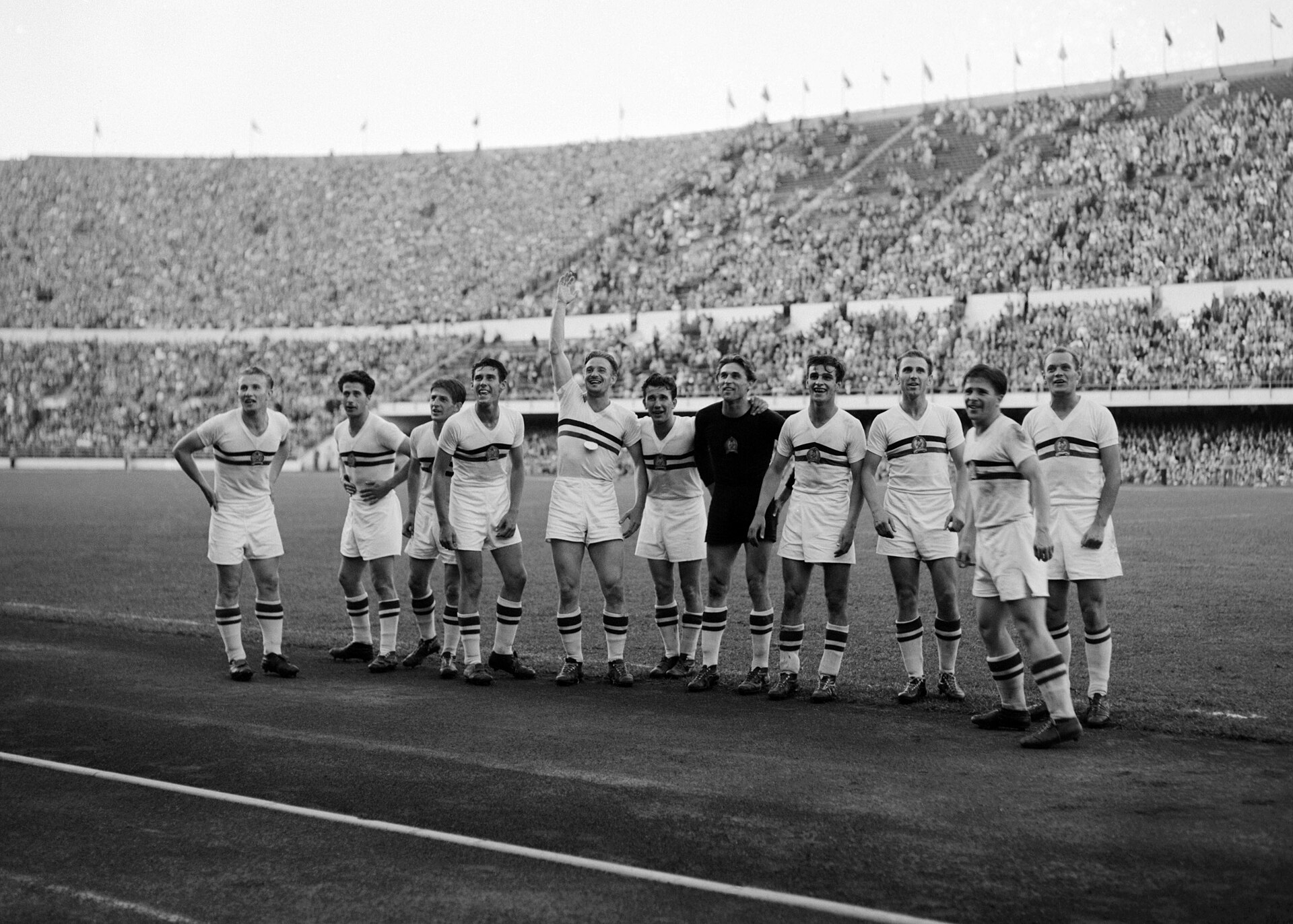 Imagem de referência de Jugoslávia nos Jogos Olímpicos de Verão de 1952, descrito nos dados abertos como desempenho em competição esportiva