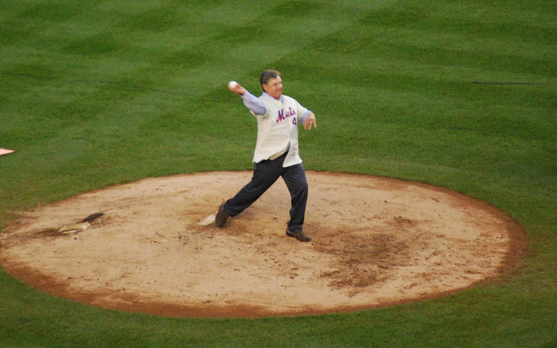 Imagem de referência de Tom Seaver, descrito nos dados abertos como jogador de beisebol americano
