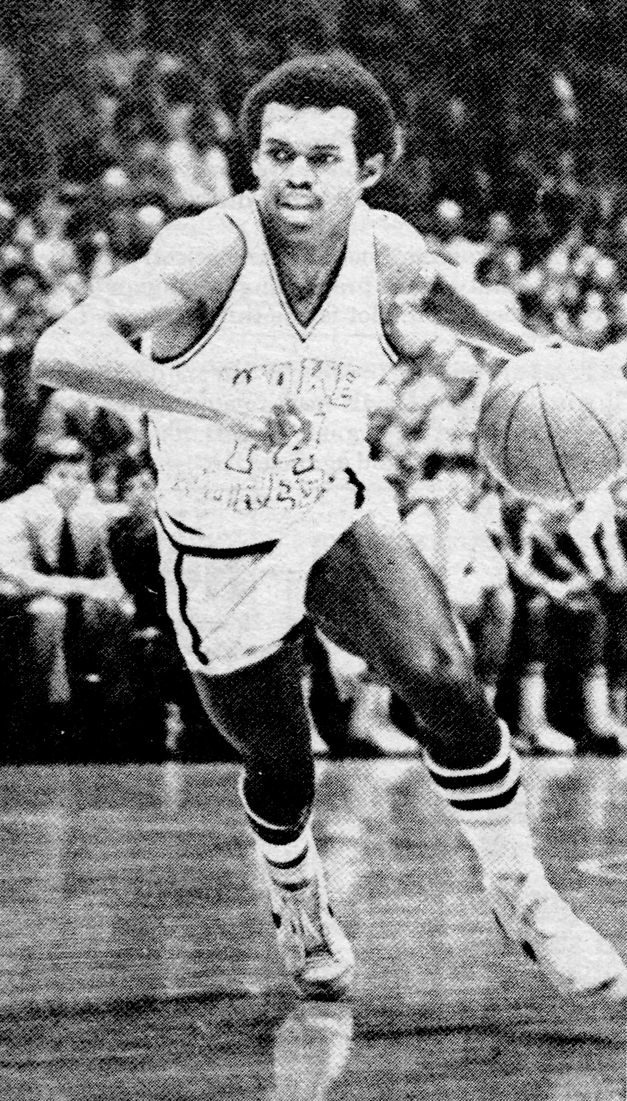 Imagem de referência relacionada a Frank Johnson, item descrito como basquetebolista estadunidense