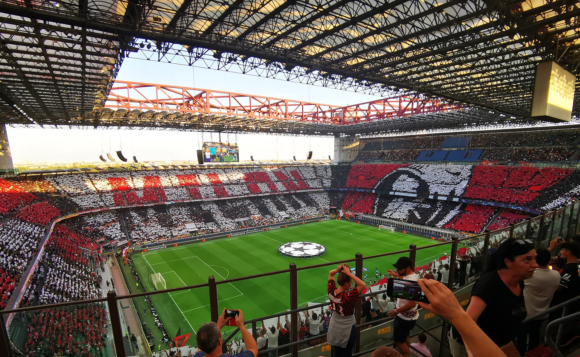 Imagem de referência relacionada a A.C. Milan, item descrito como uma referência catalogada na área de esportes