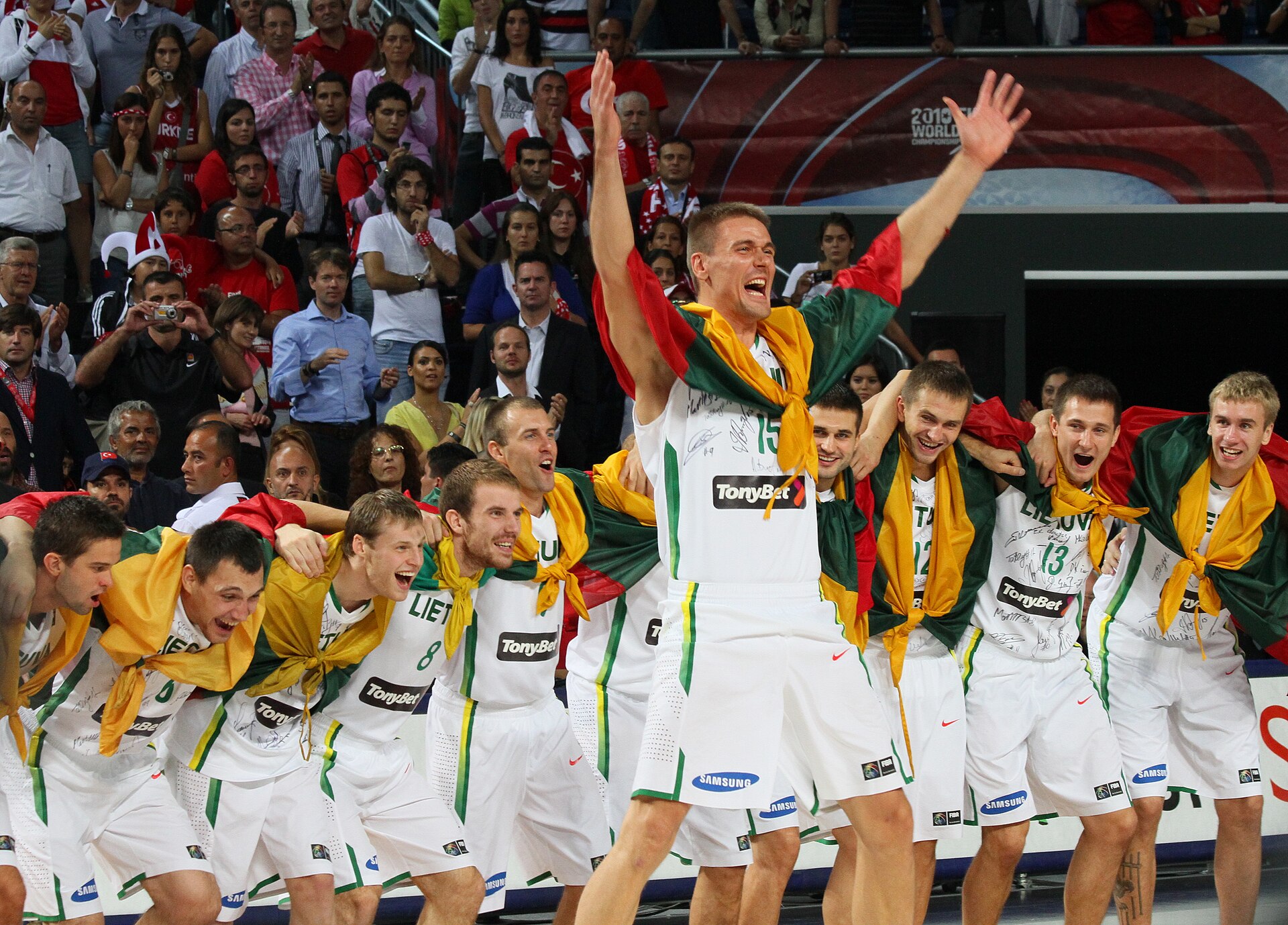 Imagem de referência relacionada a Martynas Pocius, item descrito como jogador de basquetebol lituano