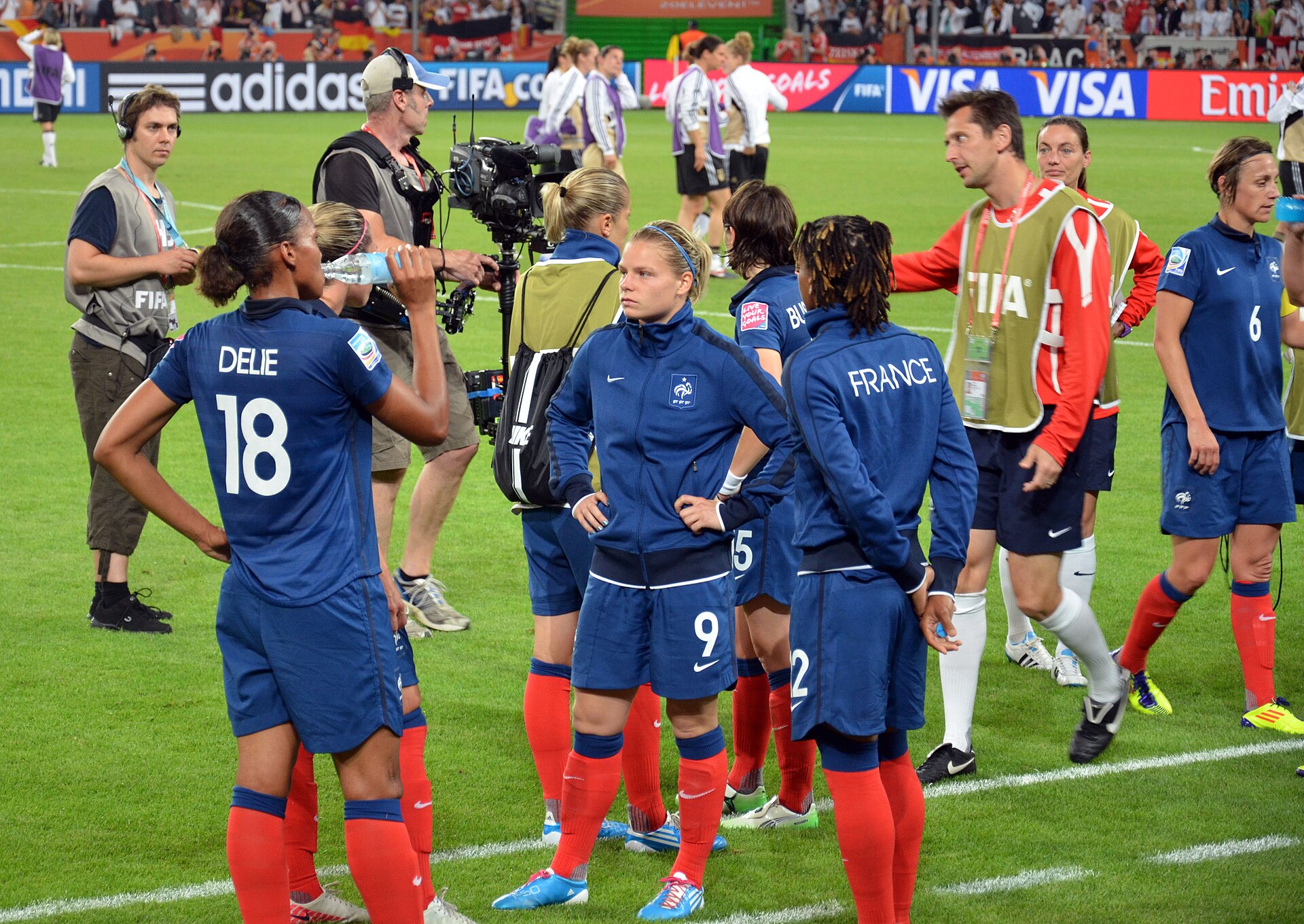 Imagem de referência de Eugénie Le Sommer, descrito nos dados abertos como jogadora de futebol