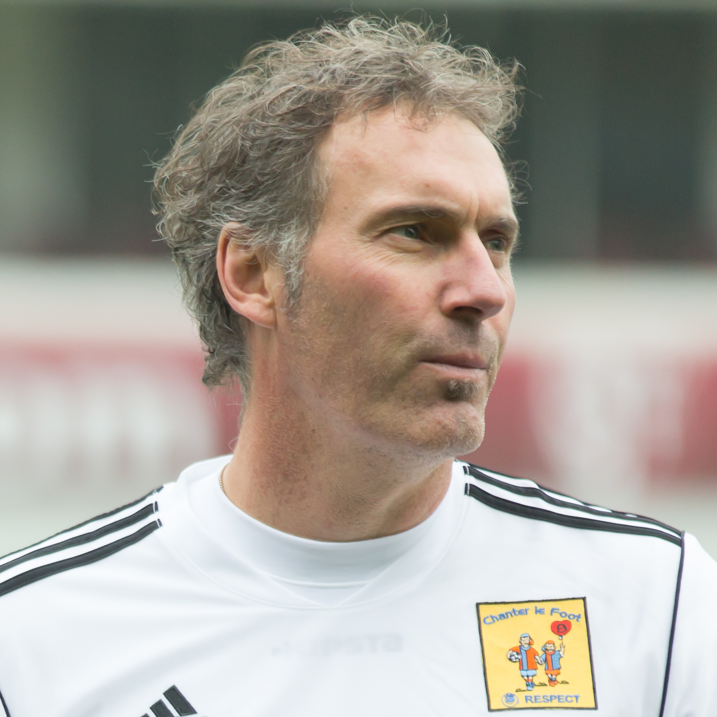 Imagem de referência relacionada a Laurent Blanc, item descrito como futebolista francês