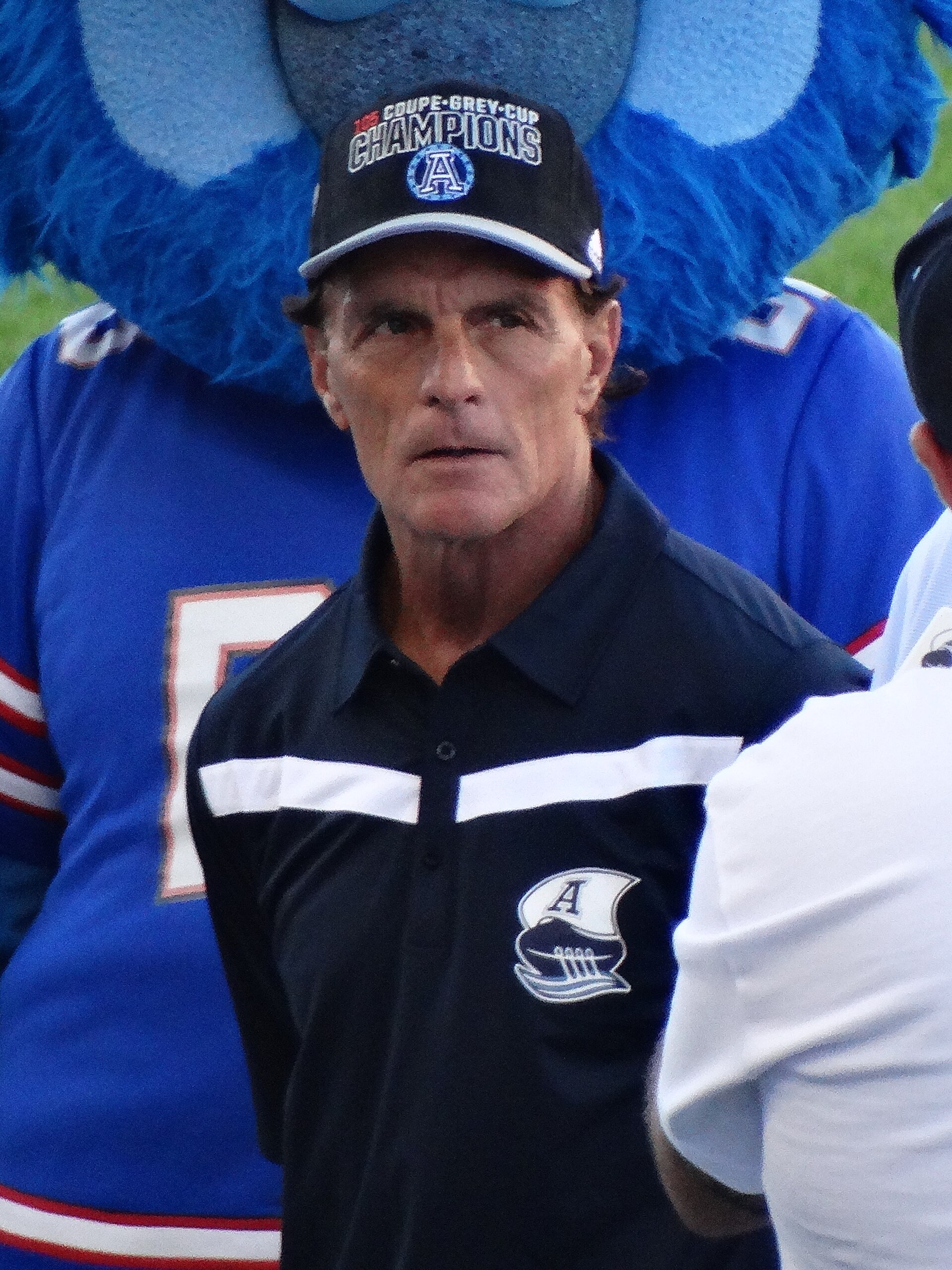 Imagem de referência de Doug Flutie, descrito nos dados abertos como jogador de futebol americano dos Estados Unidos