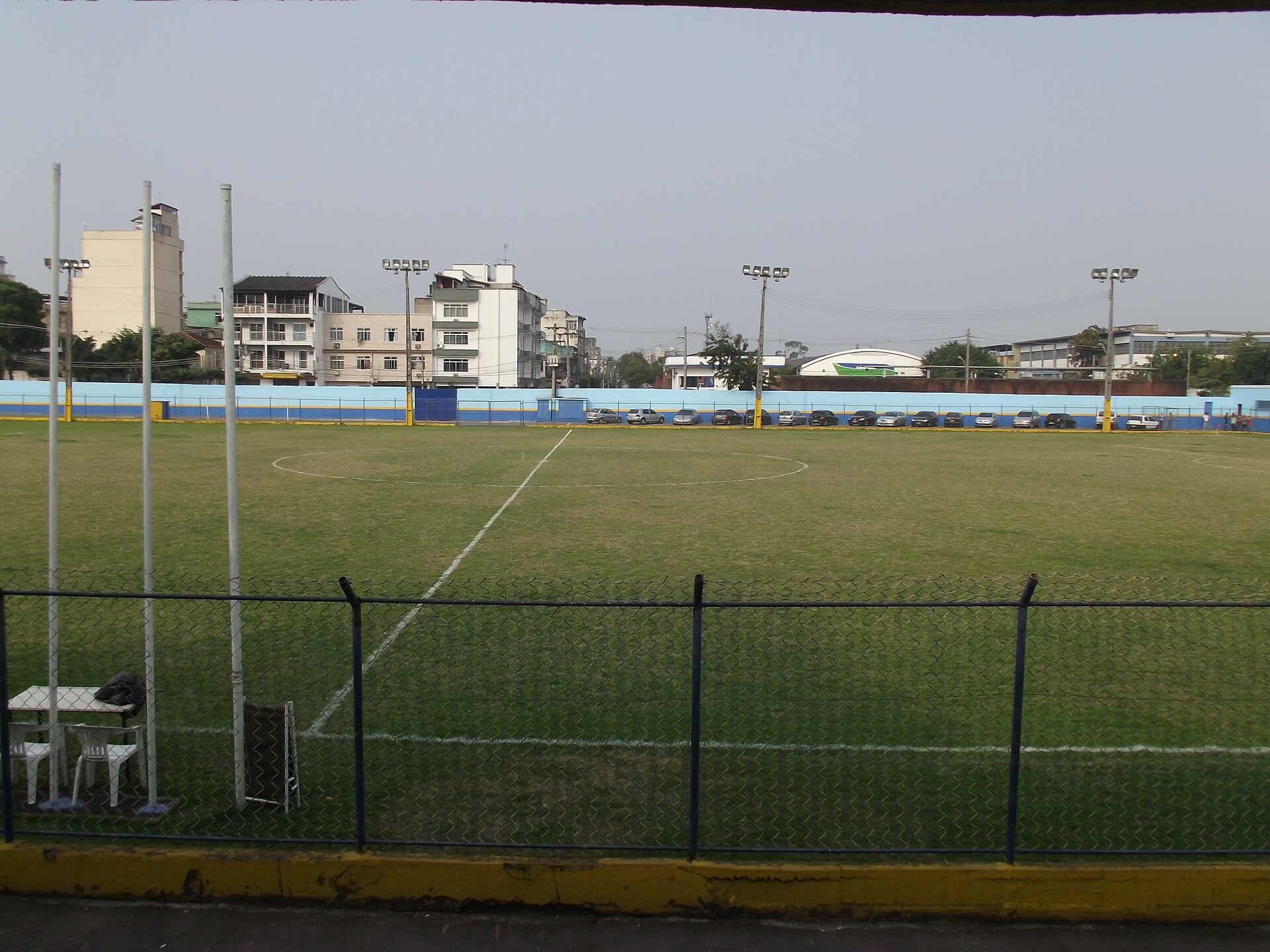 Imagem de referência de Estádio Mestre Telê Santana da Silva, descrito nos dados abertos como estádio em Duque de Caxias, Brasil