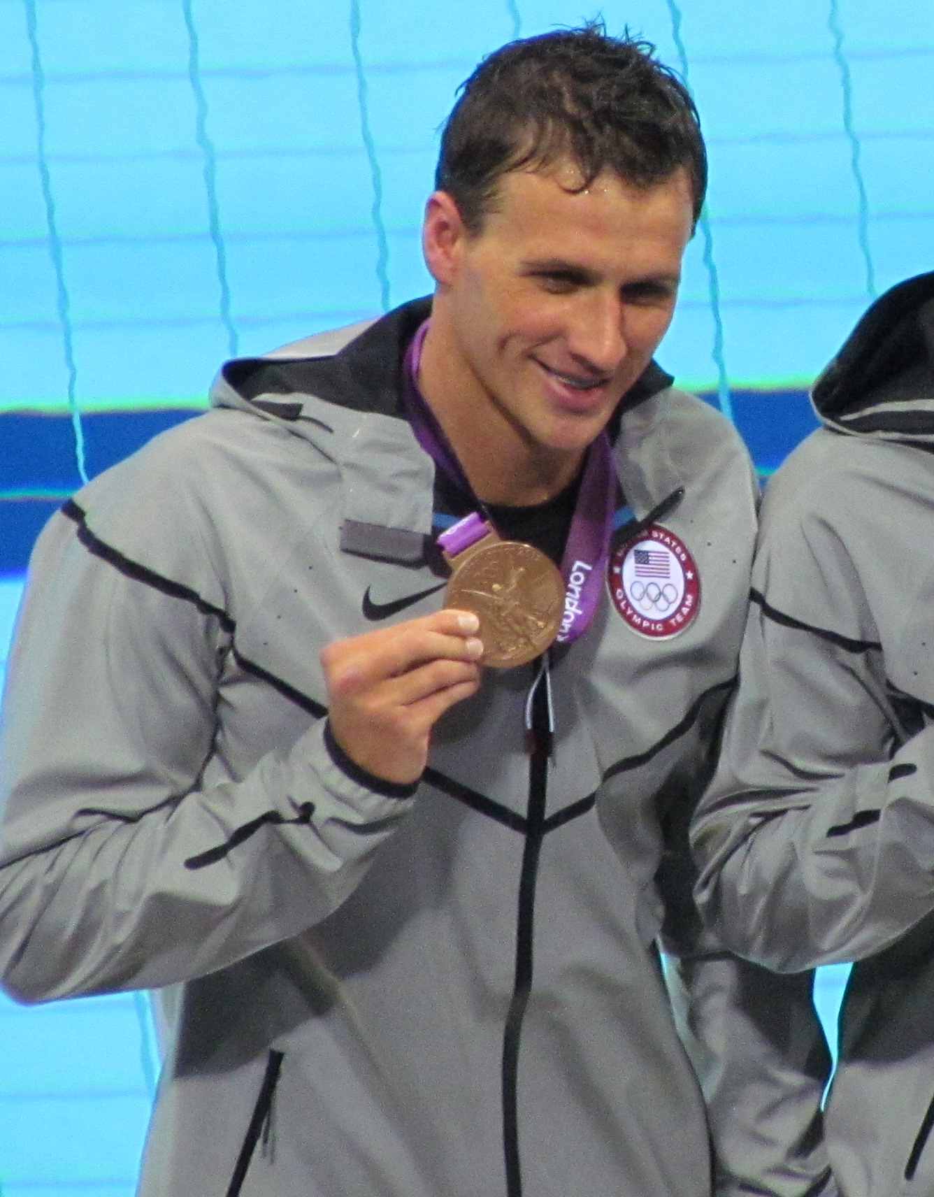 Imagem de referência de Ryan Lochte, descrito nos dados abertos como nadador Americano, Medalhista Olímpico de Ouro, Campeão Mundial