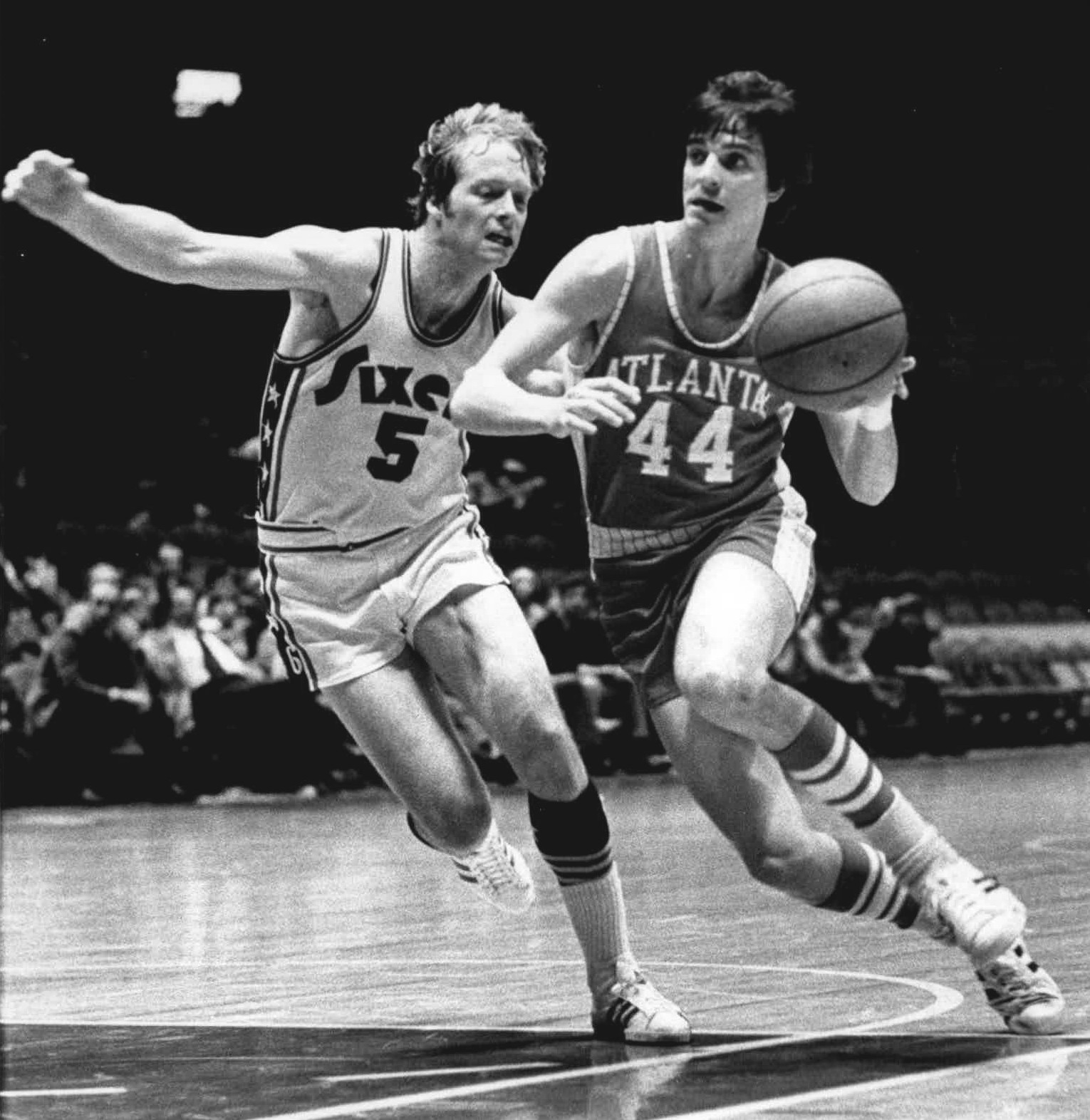 Imagem de referência relacionada a Tom Van Arsdale, item descrito como basquetebolista estadunidense