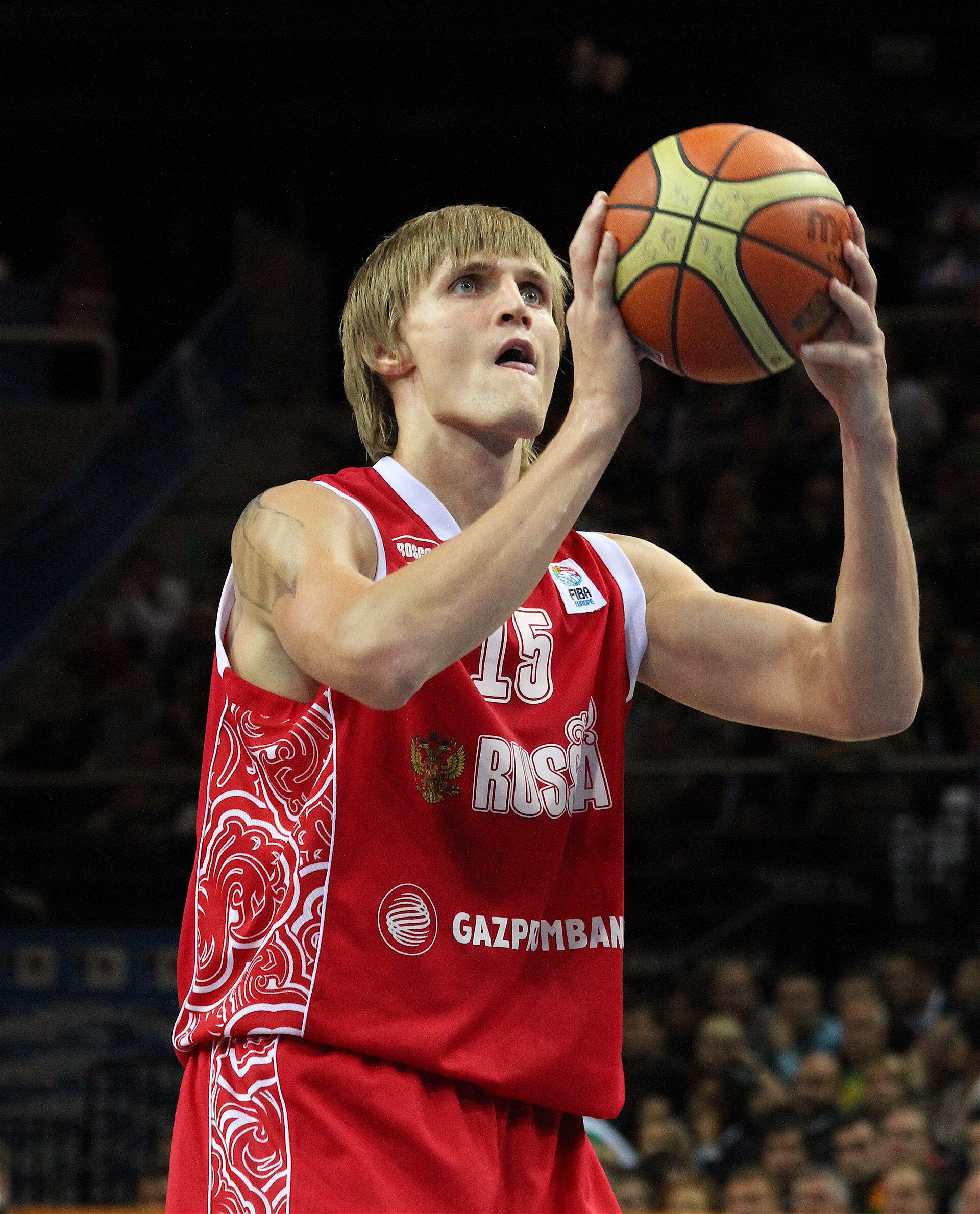 Imagem de referência relacionada a Andrei Kirilenko, item descrito como basquetebolista estadunidense