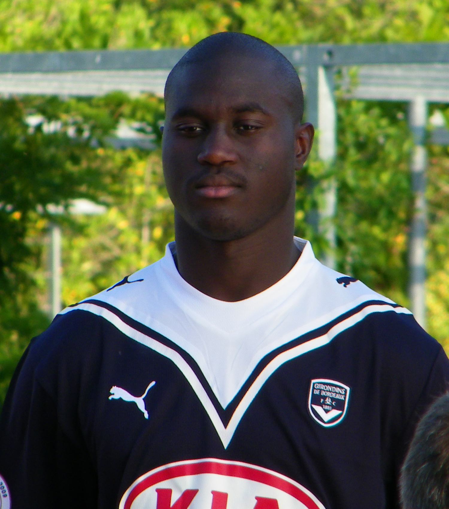 Imagem de referência relacionada a Henri Saivet, item descrito como futebolista francês