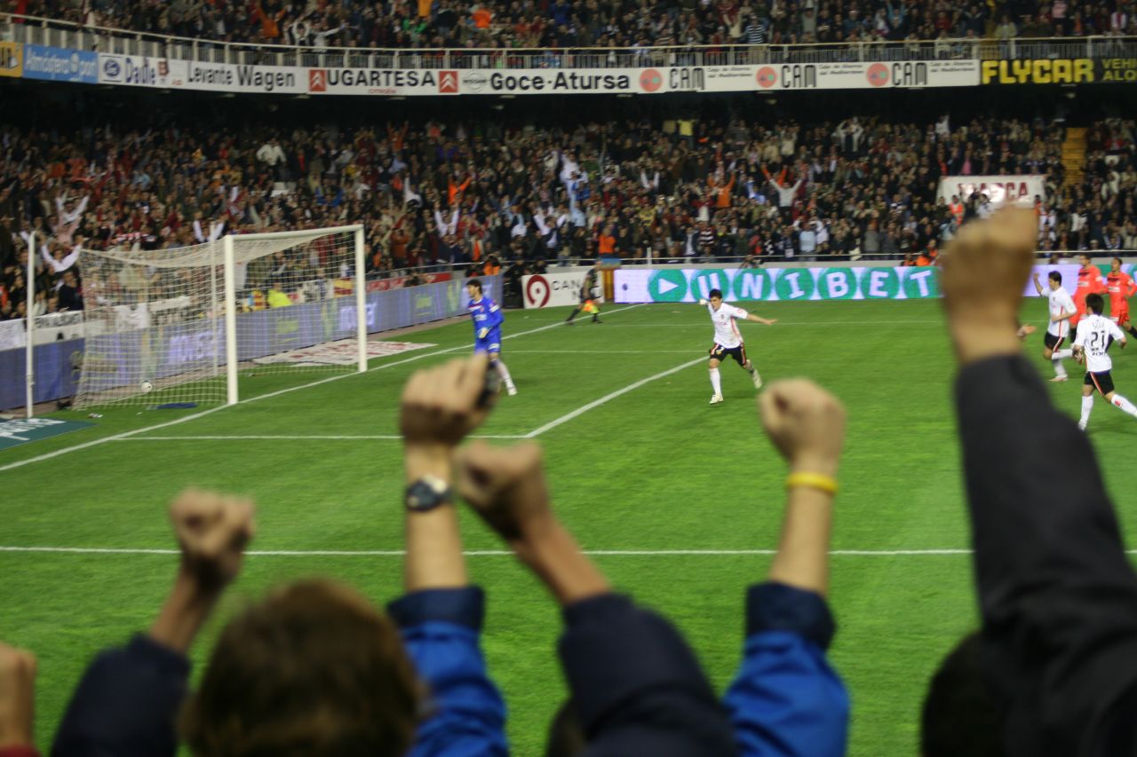 Imagem de referência de David Villa, descrito nos dados abertos como futebolista espanhol