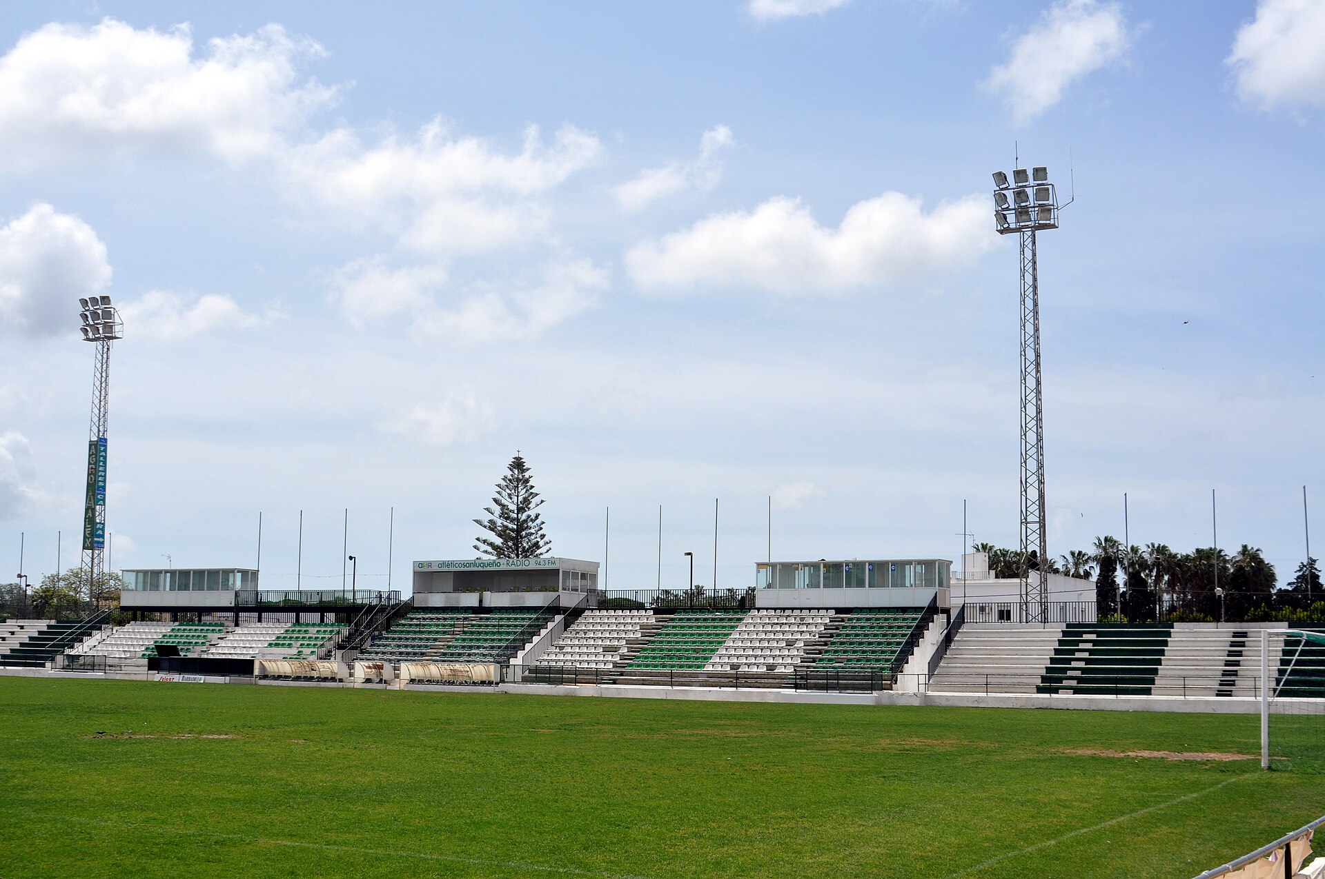 Imagem de referência relacionada a Atlético Sanluqueño Club de Fútbol, item descrito como registro de referência sobre Atlético Sanluqueño Club de Fútbol, organizado a partir de dados estruturados abertos