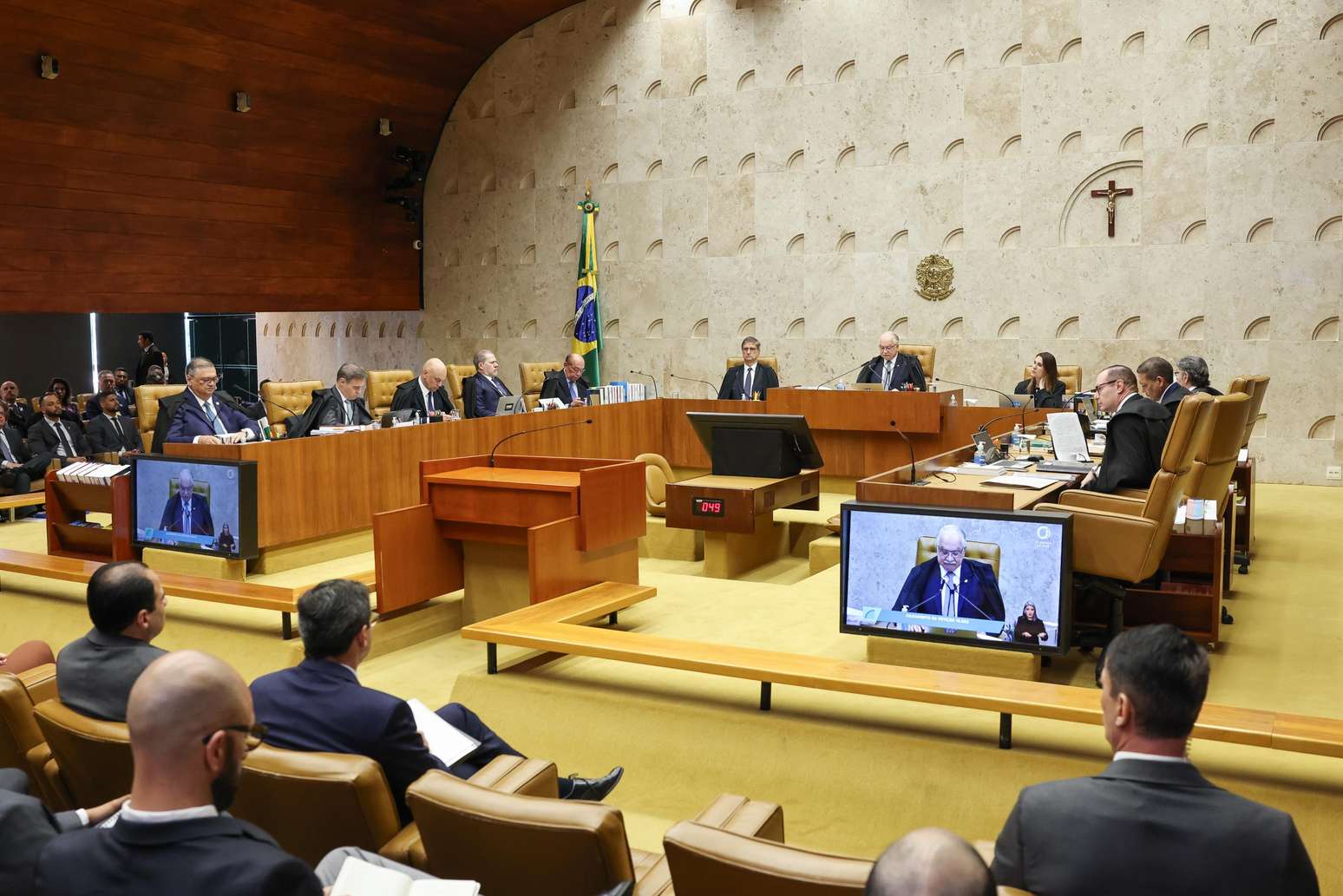 Ministros do STF ganham o teto do funcionalismo público