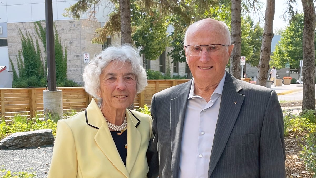 92-year-old becomes hospital foundation’s biggest donor, honouring late wife of 67 years