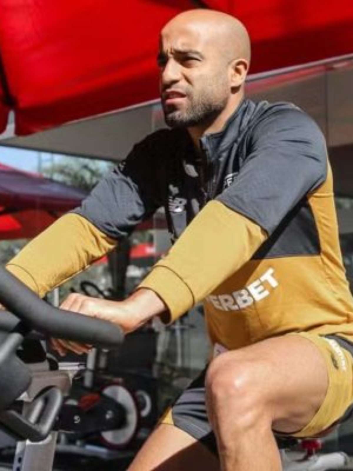Lucas avança na recuperação e pode antecipar retorno ao São Paulo