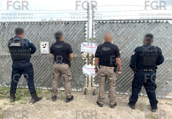Encontram um túnel clandestino de suposto roubo de petróleo a apenas 20 metros de dutos da Pemex em Nuevo León