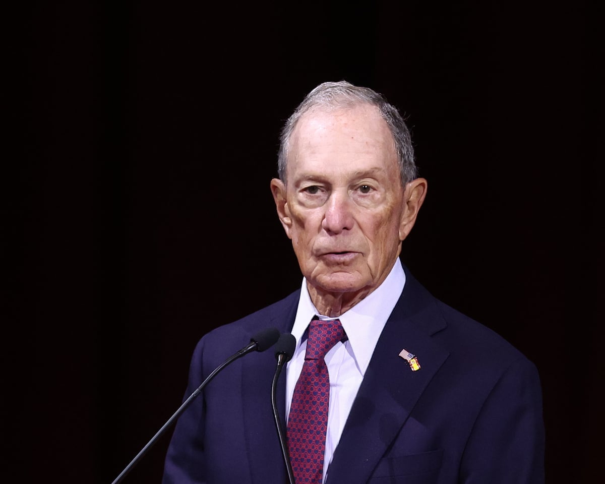 Michael Bloomberg gasta US$ 80 milhões com democratas enquanto Trump move US$ 400 milhões para candidatos republicanos