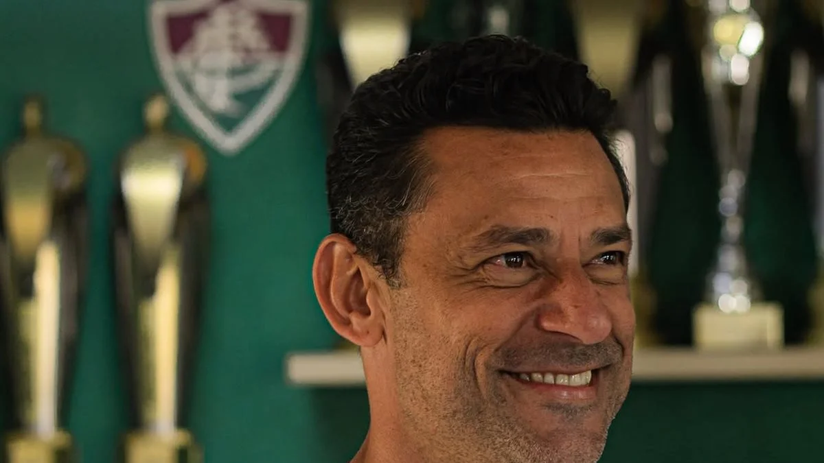 Fred, ex-jogador, conquista 1º título como técnico do Fluminense Sub-20