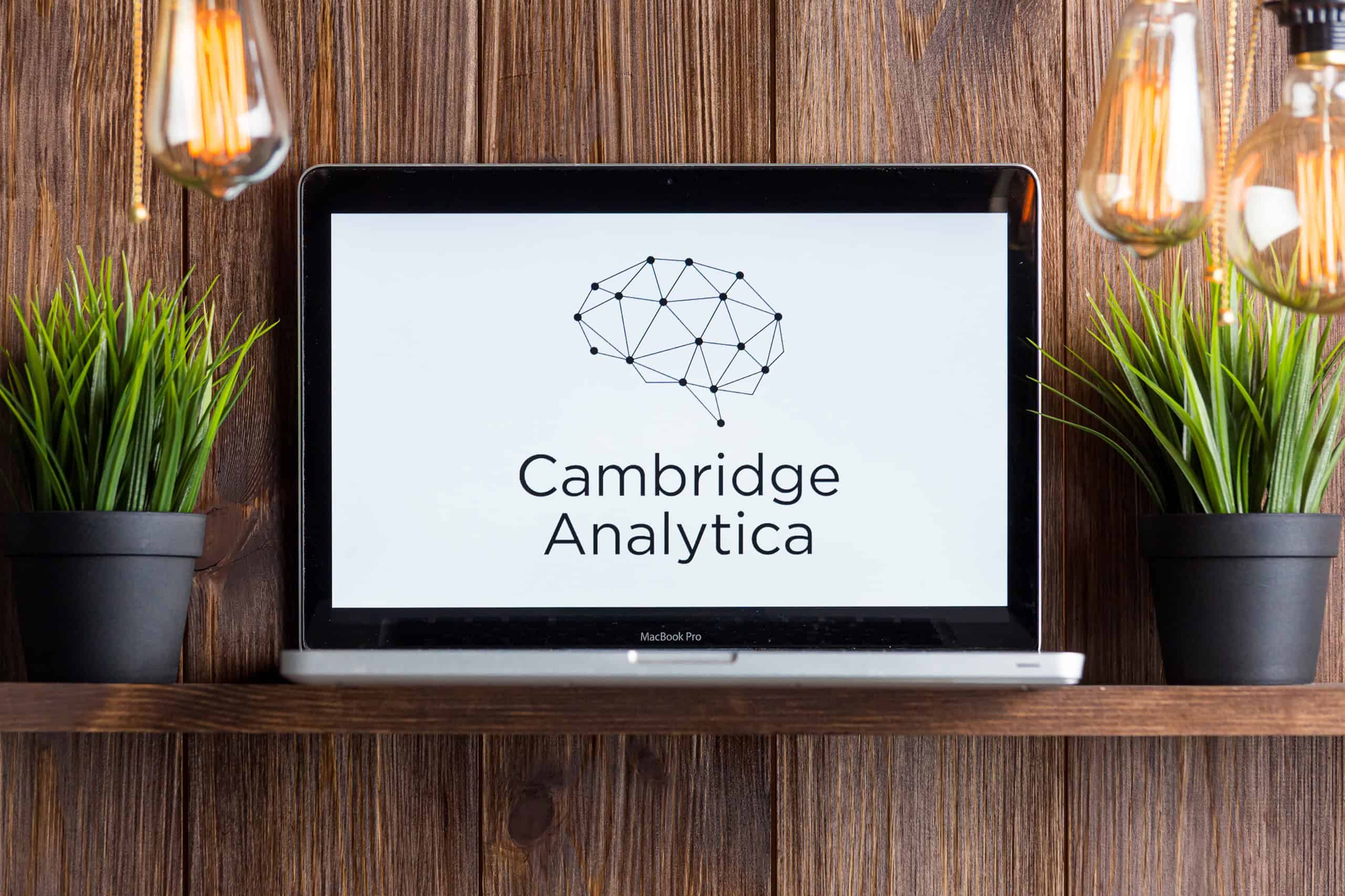 Meta é condenada a pagar R$ 135 bilhões em caso ligado à Cambridge Analytica