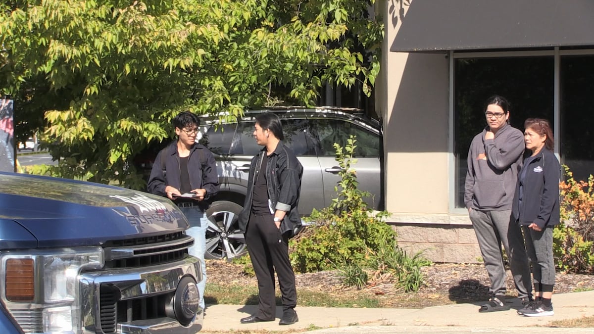 Minor injuries reported after SUV strikes restaurant