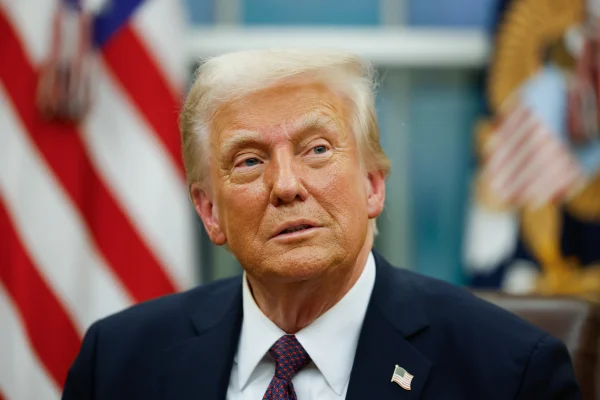 Trump volta a pedir que Novo México seja renomeado para "Nova América"
