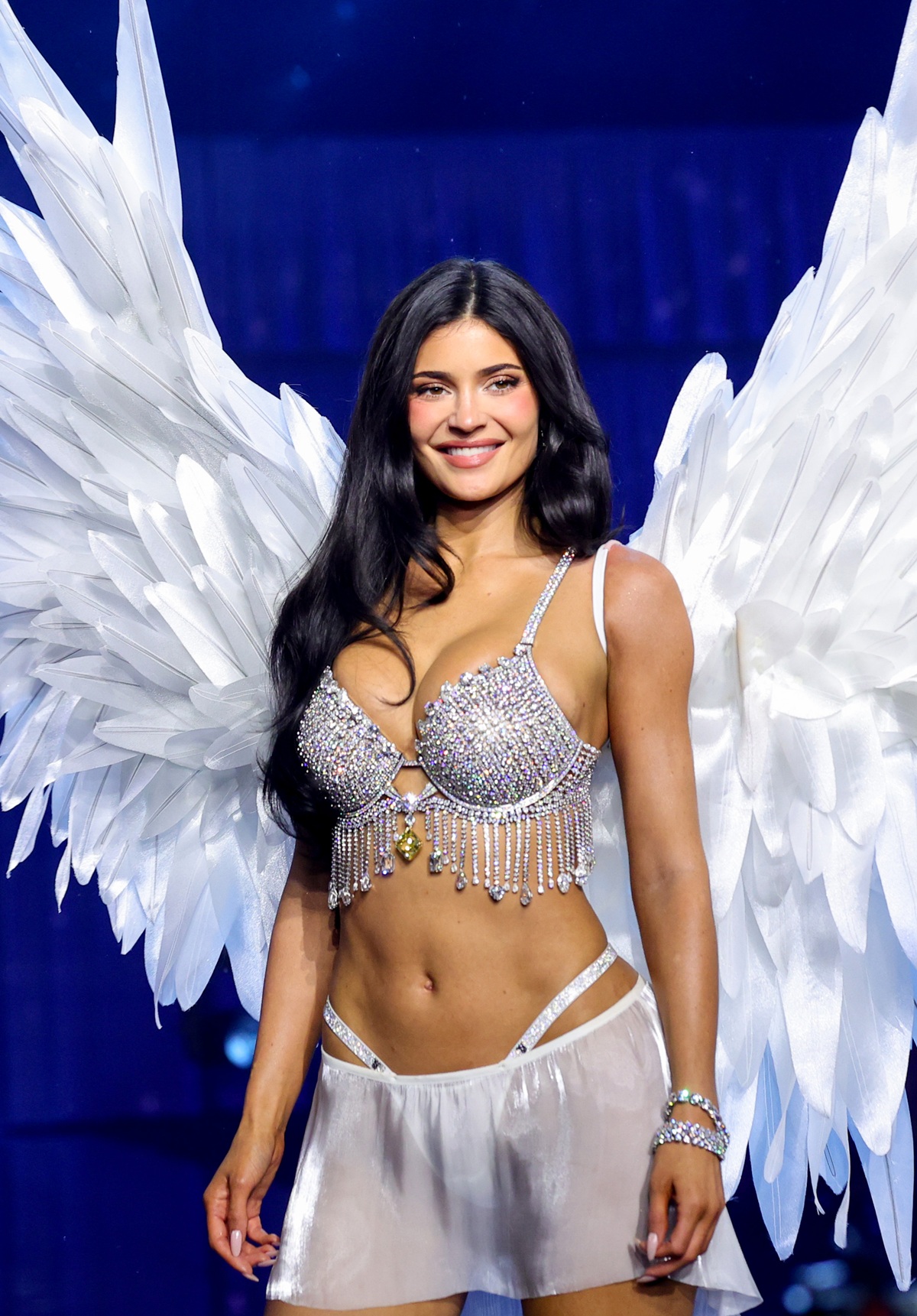 Aparição de Kylie Jenner com lingerie milionária vira alvo de polêmica