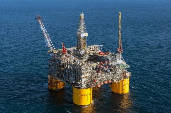Os preços do petróleo amainham enquanto investidores avaliam as perspectivas de oferta e as tensões no Oriente Médio