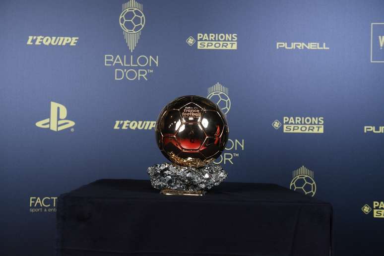Site da Bola de Ouro comete erro e faz post anunciando três vencedores da premiação