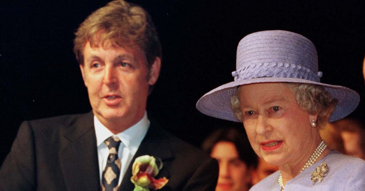 Esposa de Paul McCartney afirma que rainha Elizabeth II teria tido uma queda por ele