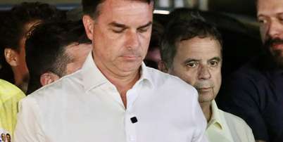Fl&aacute;vio Bolsonaro n&atilde;o reconheceu a derrota Foto: FREDERICO BRASIL/THENEWS2 / Estad&atilde;o