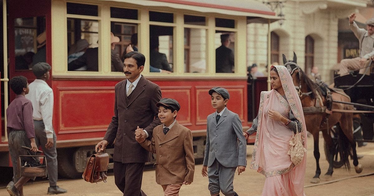 Pratik Gandhi: 'É Importante Não Colocar Gandhi Num Pódio'