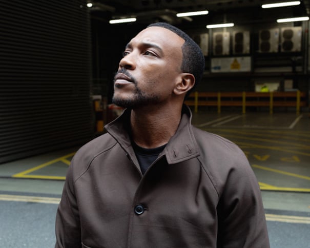 'Nada funcionou para mim até que eu estivesse limpo e sóbrio': Ashley Walters sobre atuar, dirigir – e mudar sua vida
