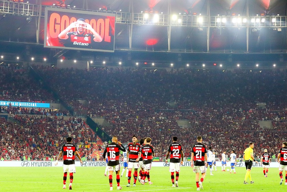 Flamengo disputará semifinal da Libertadores com união nas arquibancadas e mosaico de ponta a ponta no Maracanã