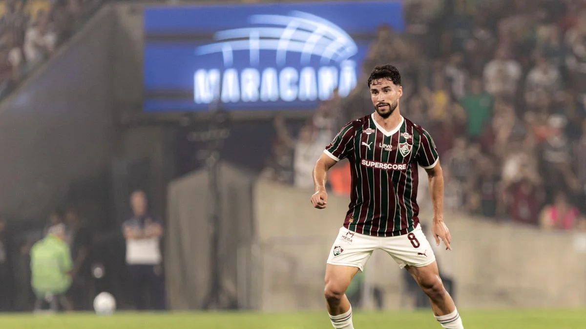 Fluminense confirma lesão no joelho esquerdo de Martinelli