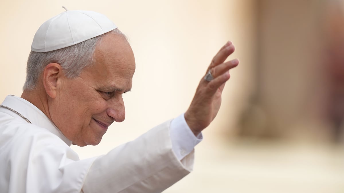 Pope Leo has lung cancer, Vatican says