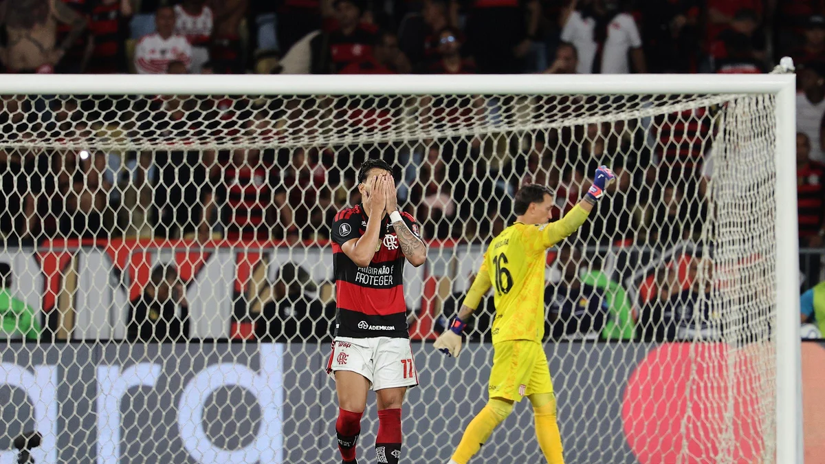Lucas Paquetá chora após eliminação do Flamengo na Libertadores: "Falhei"