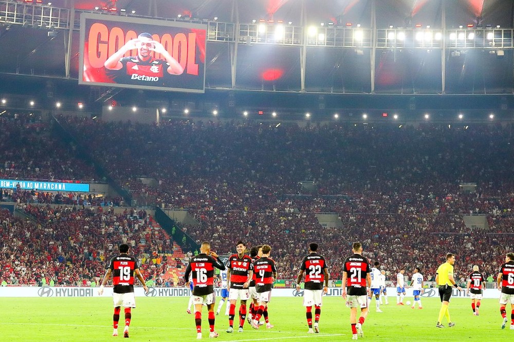 Maracanã lotado para jogo entre Flamengo e Cruzeiro, na Libertadores — Foto: Gilvan de Souza