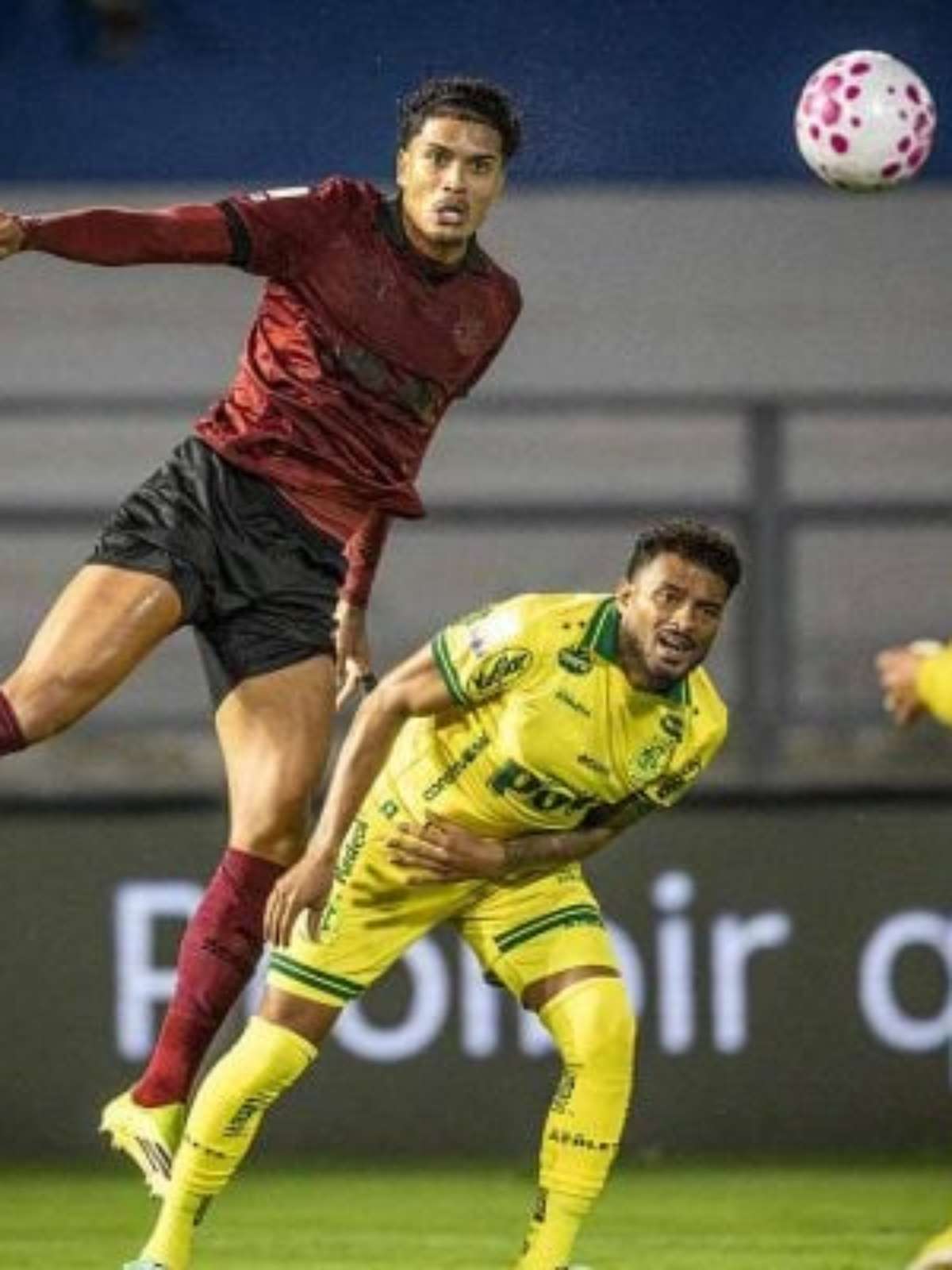 Bragantino, com um a mais, cede o empate ao Mirassol