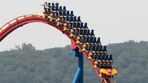 Canada's Wonderland e La Ronde fecham montanhas-russas após acidente fatal no Six Flags na Geórgia
