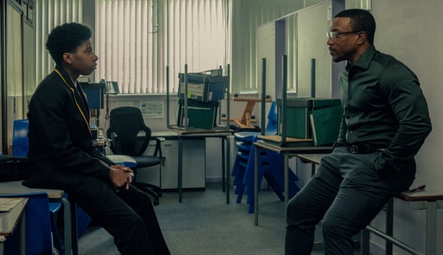 'Nada funcionou para mim até que eu estivesse limpo e sóbrio': Ashley Walters sobre atuar, dirigir – e mudar sua vida