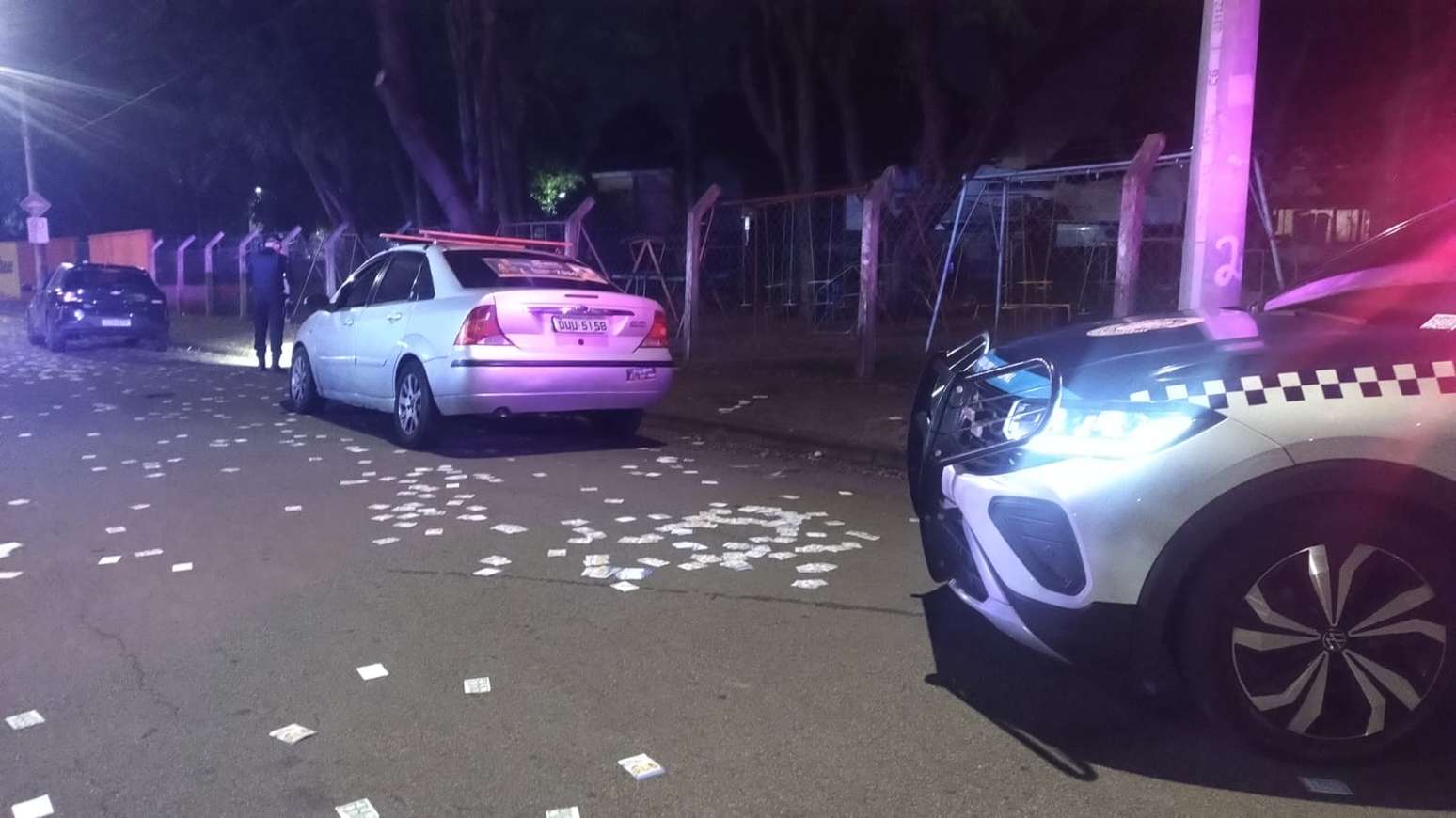 Candidato a deputado federal por São Paulo foi detido com 70 mil santinhos na madrugada deste domingo, 4