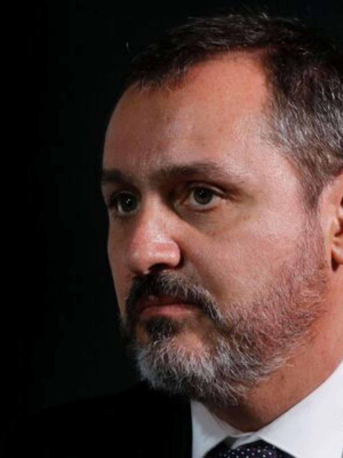 Flávio Bolsonaro pede investigação contra diretor-geral da PF e alega 'uso eleitoral da corporação'