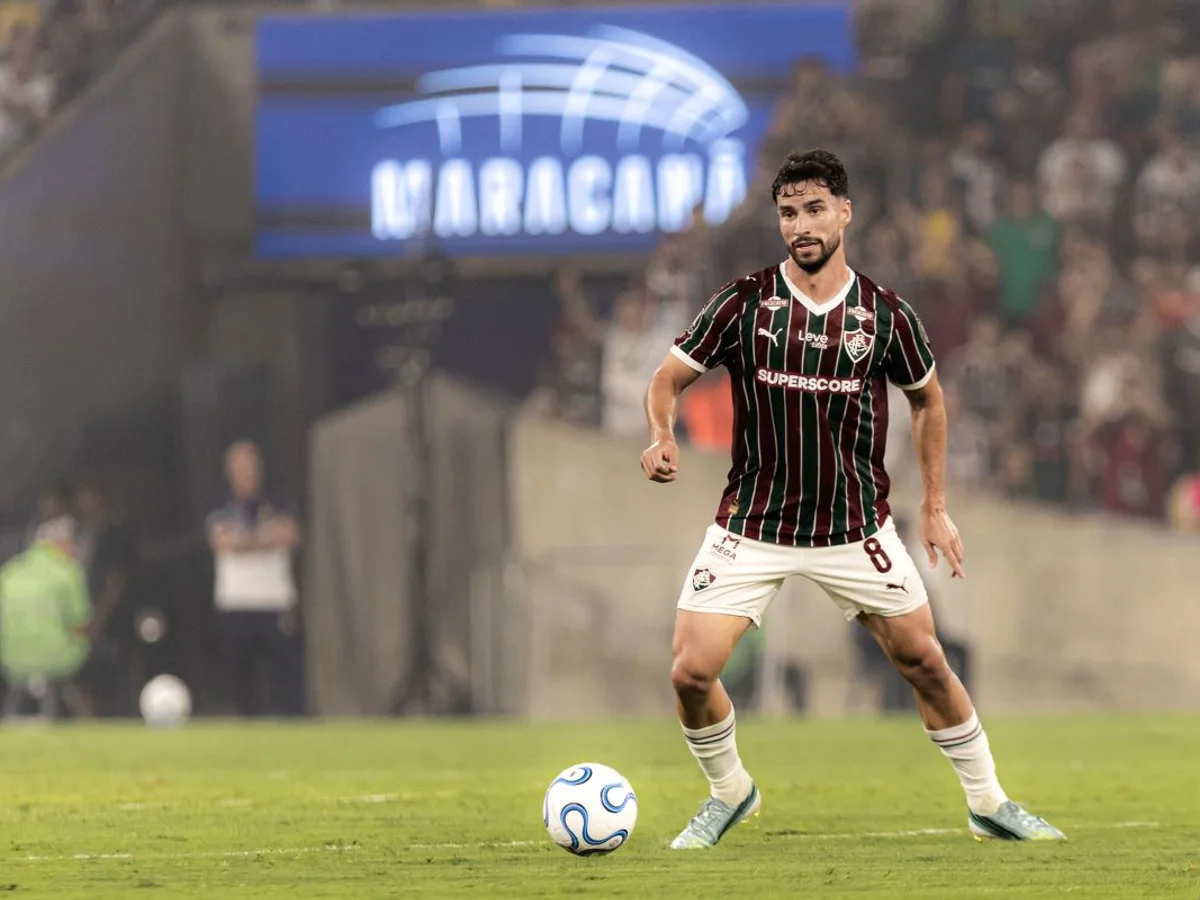 Fluminense confirma lesão no joelho esquerdo de Martinelli