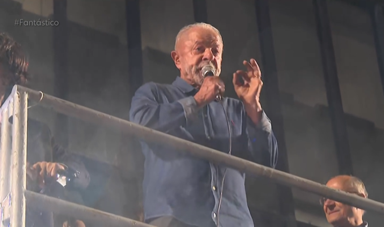 O que esperar do governo Lula, sem maioria no Congresso e em meio a crise no STF?