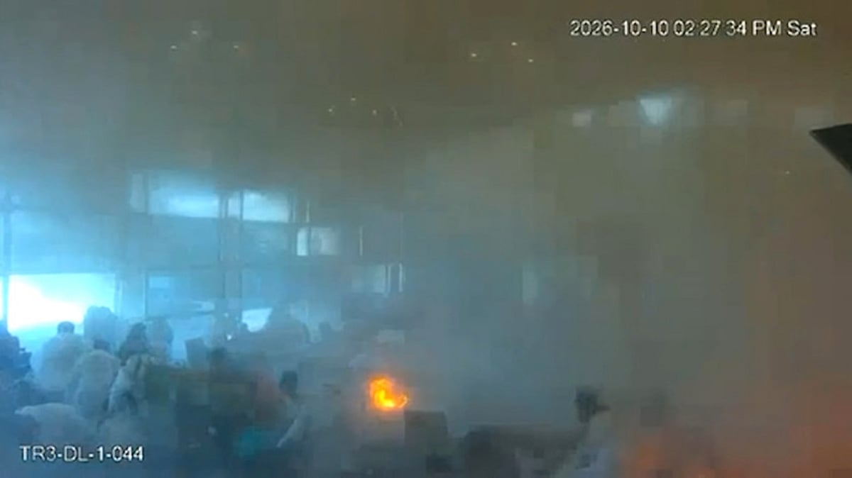 Os ataques dos Houthis à Arábia Saudita se intensificam: uma guerra mais ampla está por vir após os mortais ataques ao aeroporto de Riade?